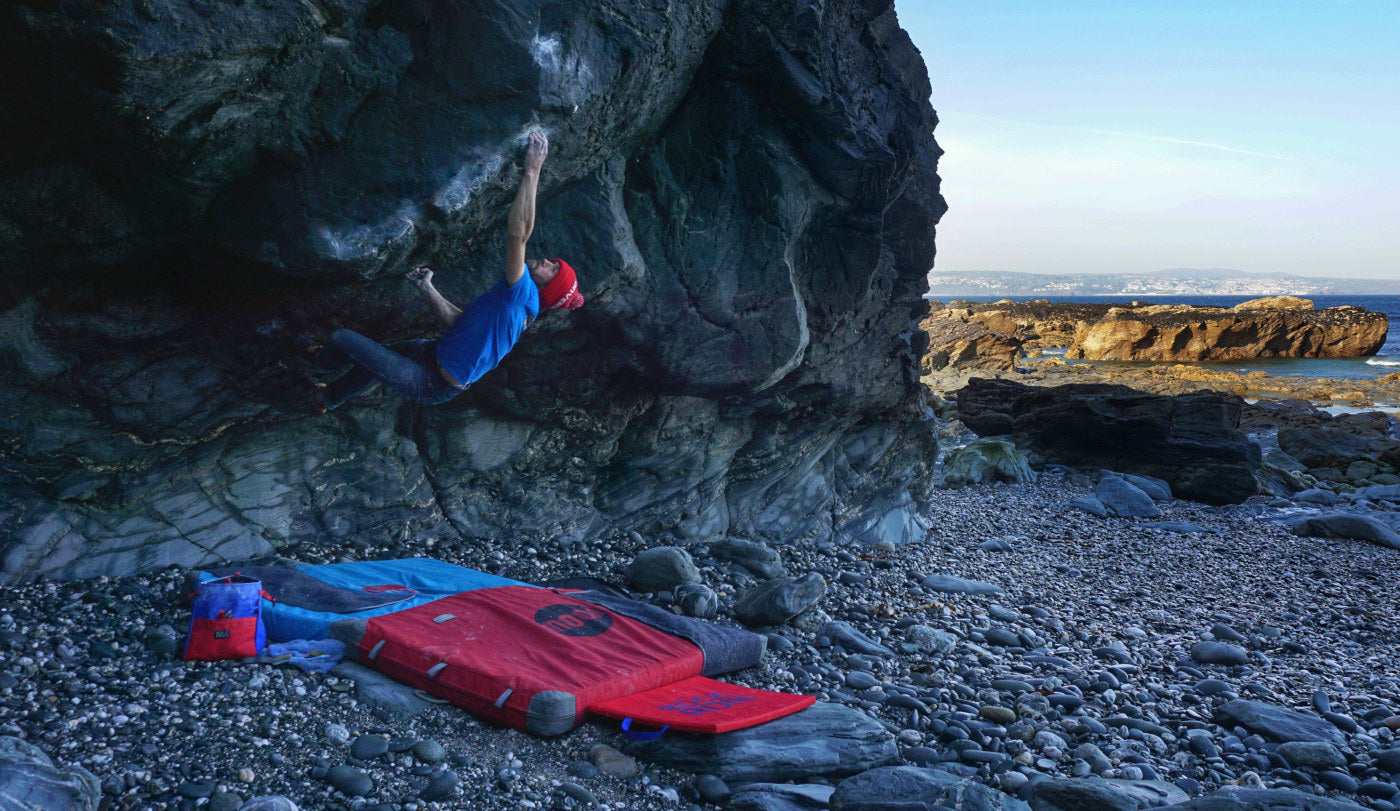 Rock+Run Showdown & Home Turf | Bouldering Mats Review