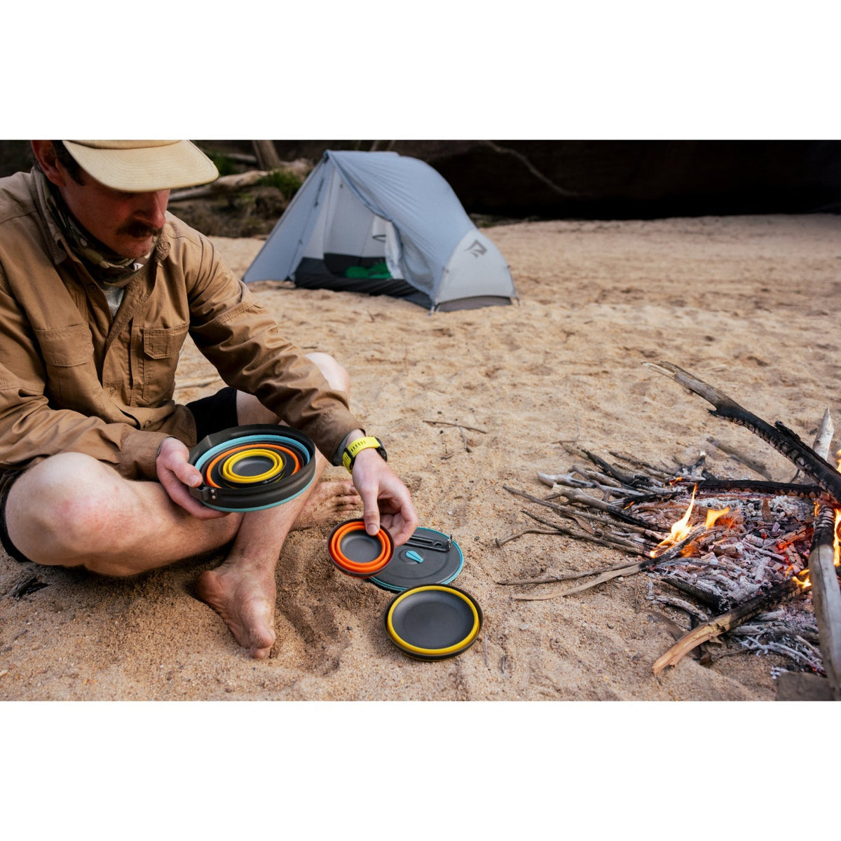 Sea to Summit Frontier Ultralight Collapsible Dinnerware Set (2 Person 6 Piece)