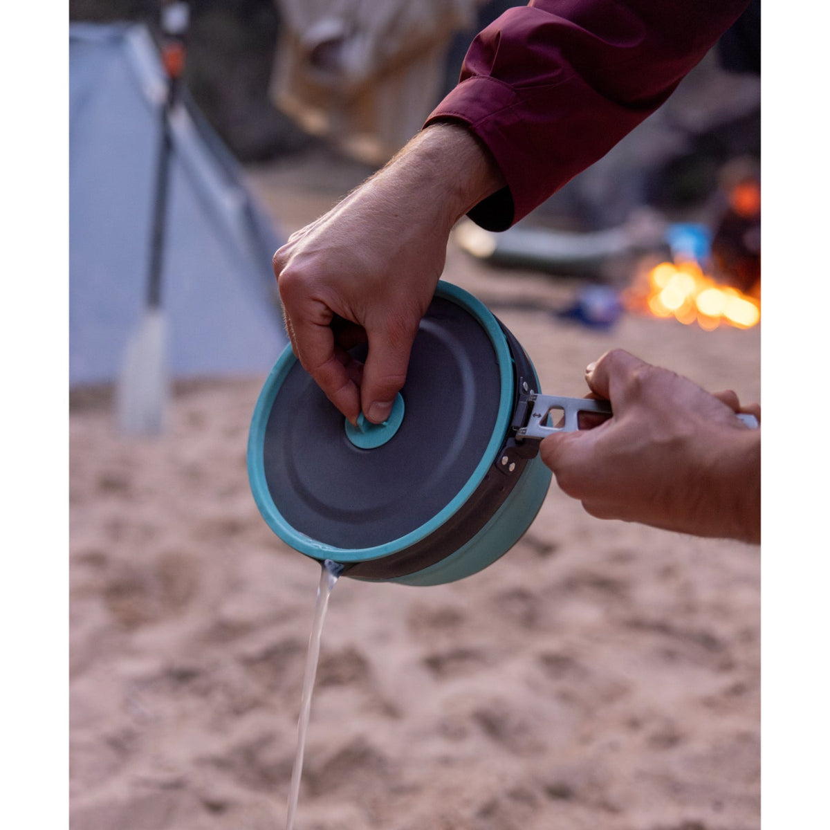 Sea to Summit Frontier Collapsible 2.2L Pouring Pot